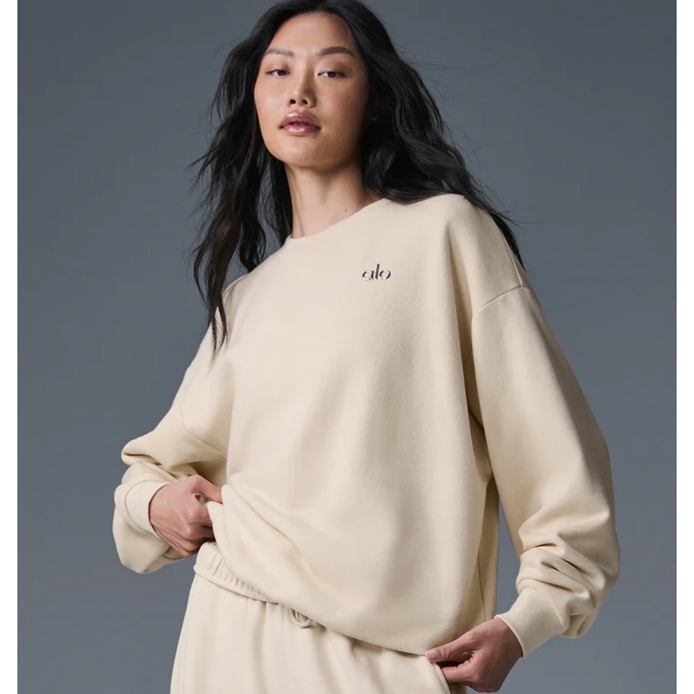 ALO Accolade Oat Milk Crewneck Pullover